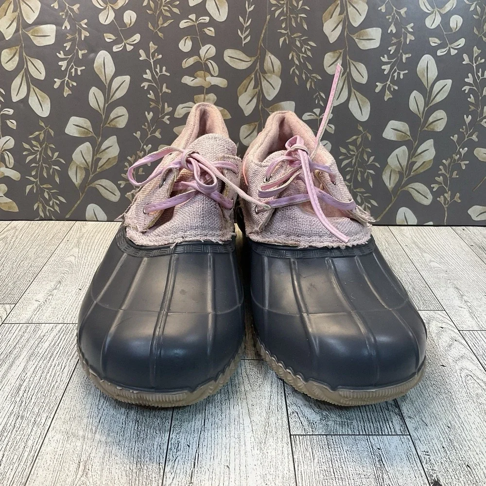 Magellan Outdoors good preowned